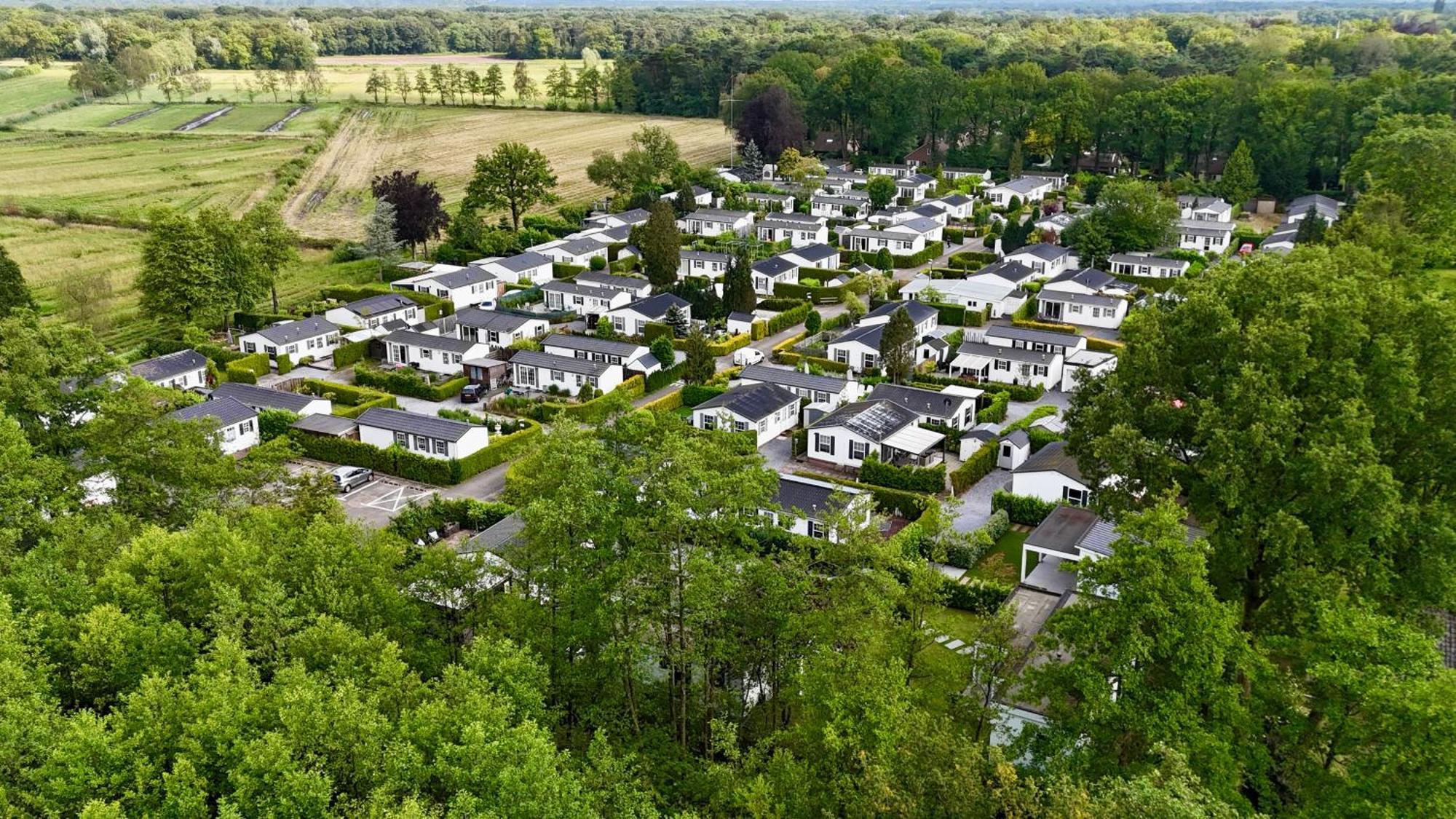Holiday Inn 48 # Airco # Hygiene # Efteling # Hiking & Biking Oisterwijk Exteriör bild